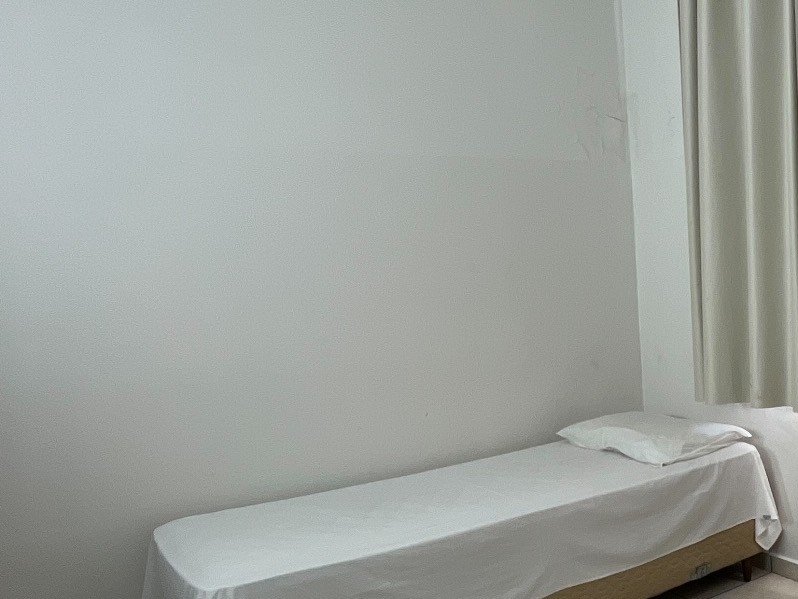 Uma cama de solteiro